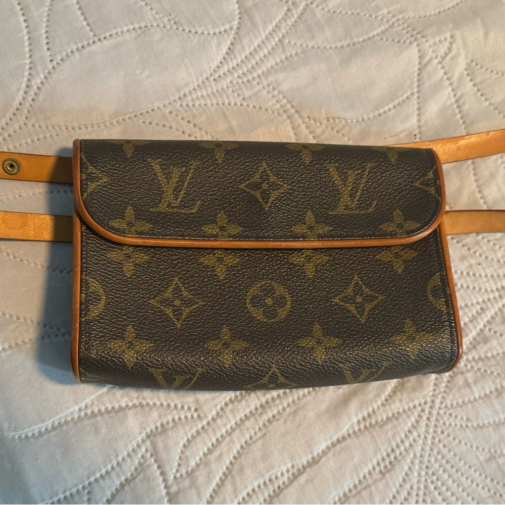 Louis Vuitton Florentine Belt Bag S